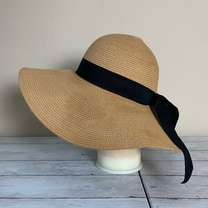 Chic Tan and Black Wide-Brimmed Straw Hat